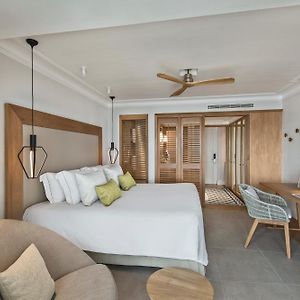 Chambre de Luxe Lit King-Size au Bord de la Mer